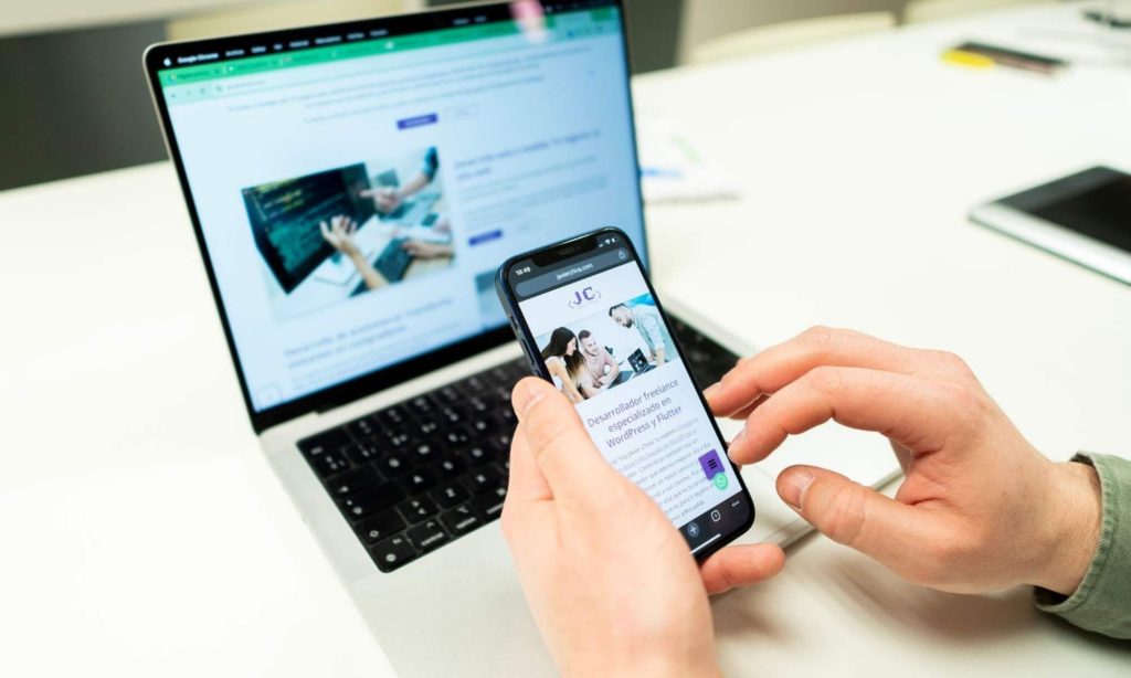 2025 marcará un antes y un después en el desarrollo de software: automatización, IA y código a medida